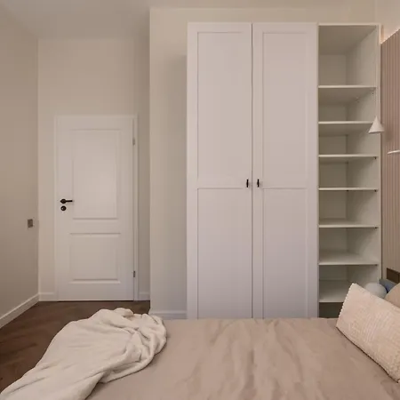 Luxury Near Center Apartament Wrocław